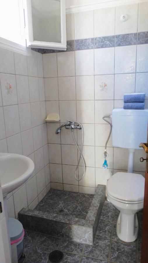 Agrambeli Rooms & Apartments Lefkáda エクステリア 写真