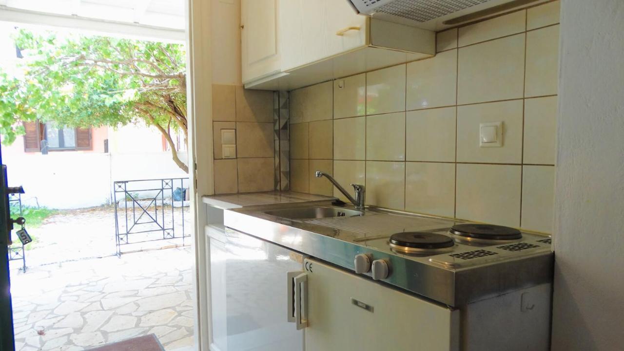 Agrambeli Rooms & Apartments Lefkáda エクステリア 写真