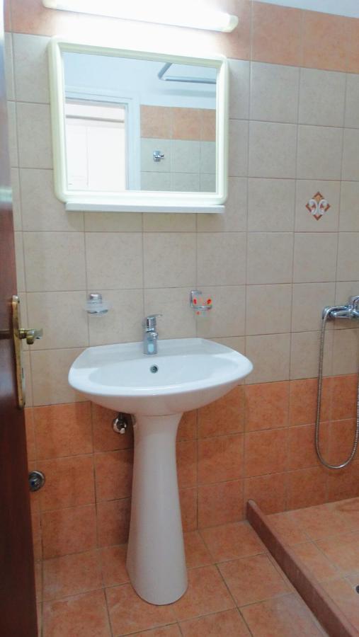 Agrambeli Rooms & Apartments Lefkáda エクステリア 写真